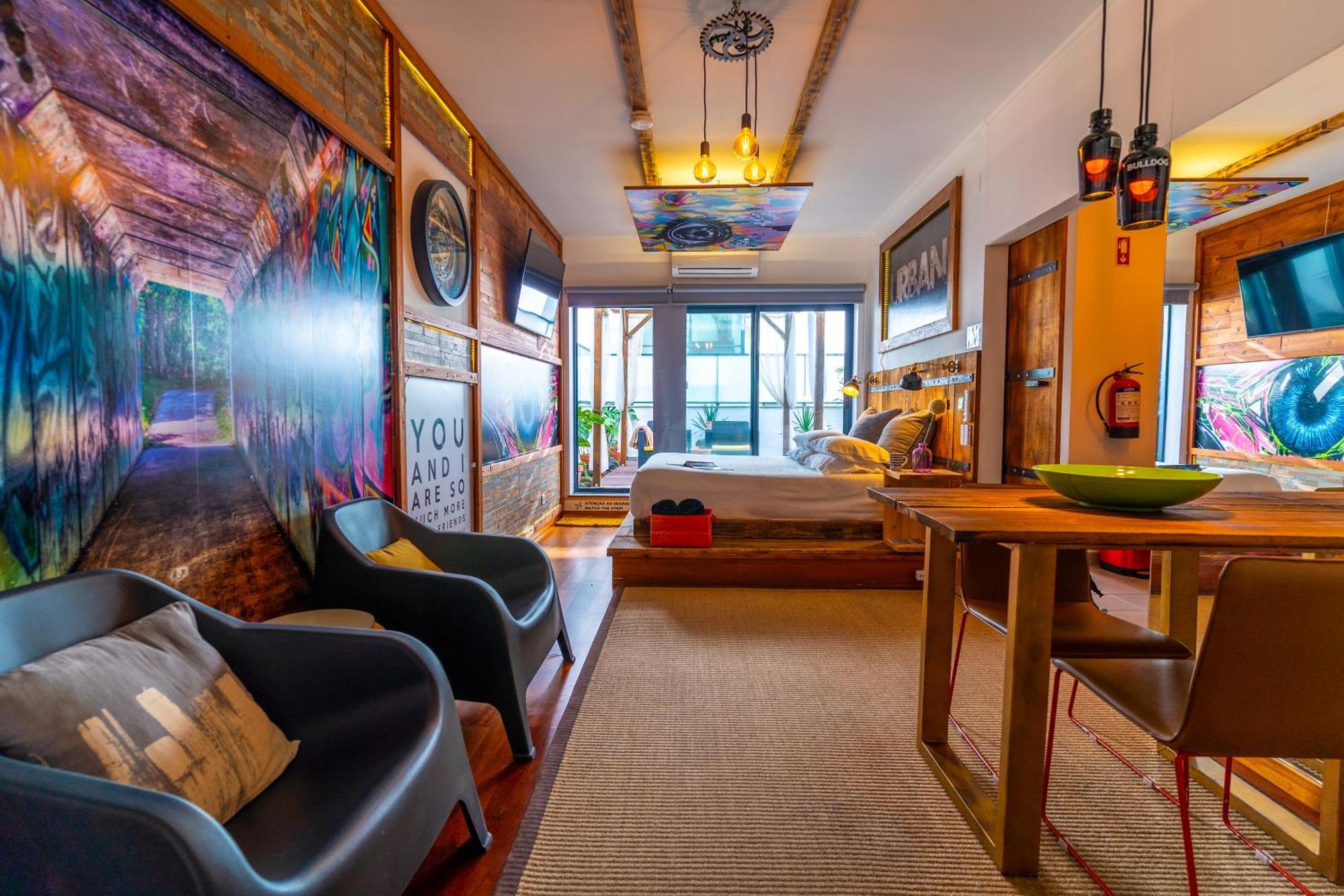 Epicenter Urban Apartment
